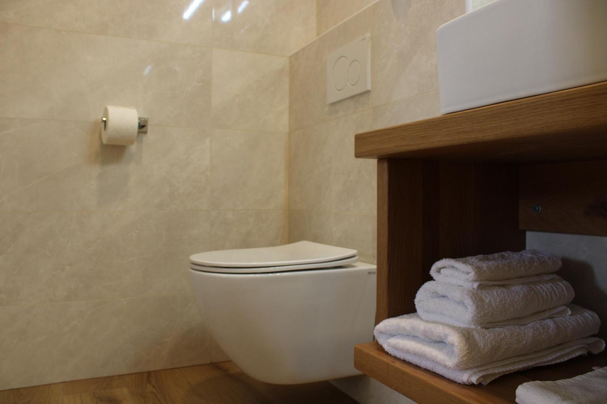 G House Otel Dutovlje Dış mekan fotoğraf